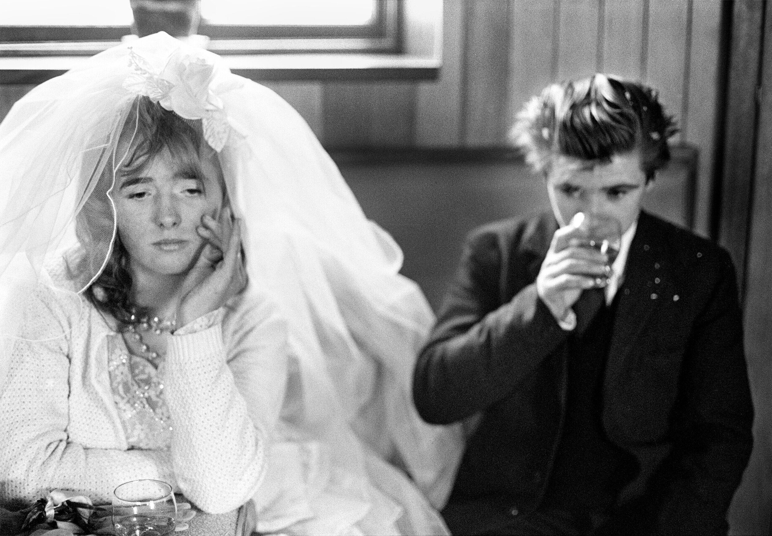 Свадьба Кэтлин Коннорс и Билла Кэссиди. Уэксфорд, Ирландия, ок. 1965. Фотограф Ален МакУини