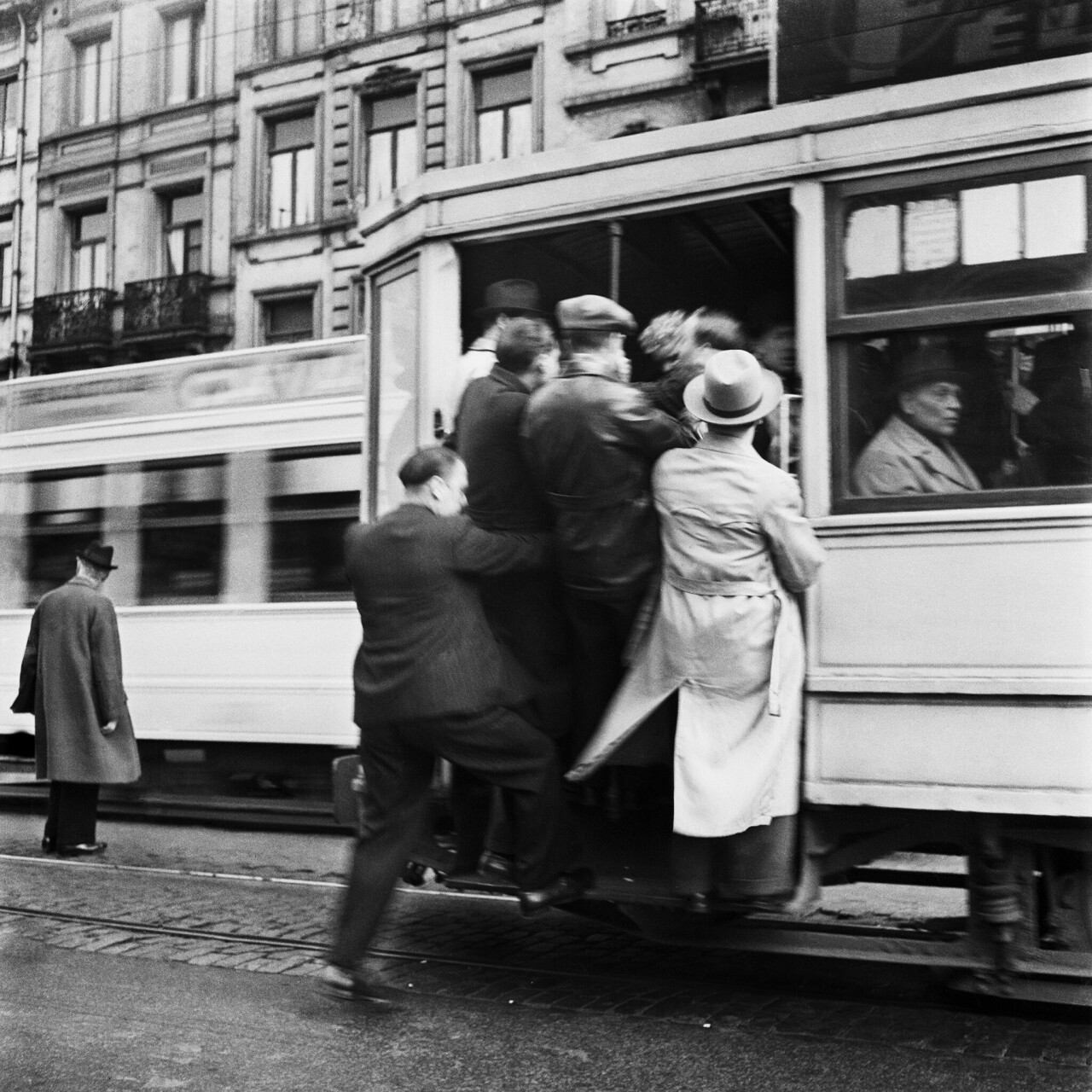 Трамвай в Брюсселе, 1948. Фотограф Кас Оортхейс