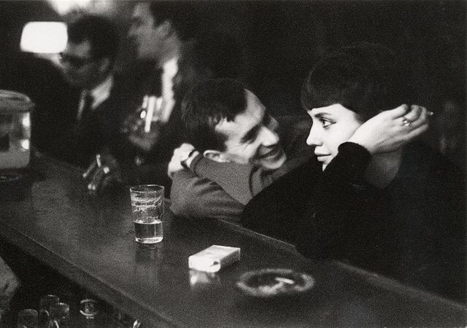 Пара в парижском баре, 1960. Фотограф Пол Альмаси (Paul Almasy)