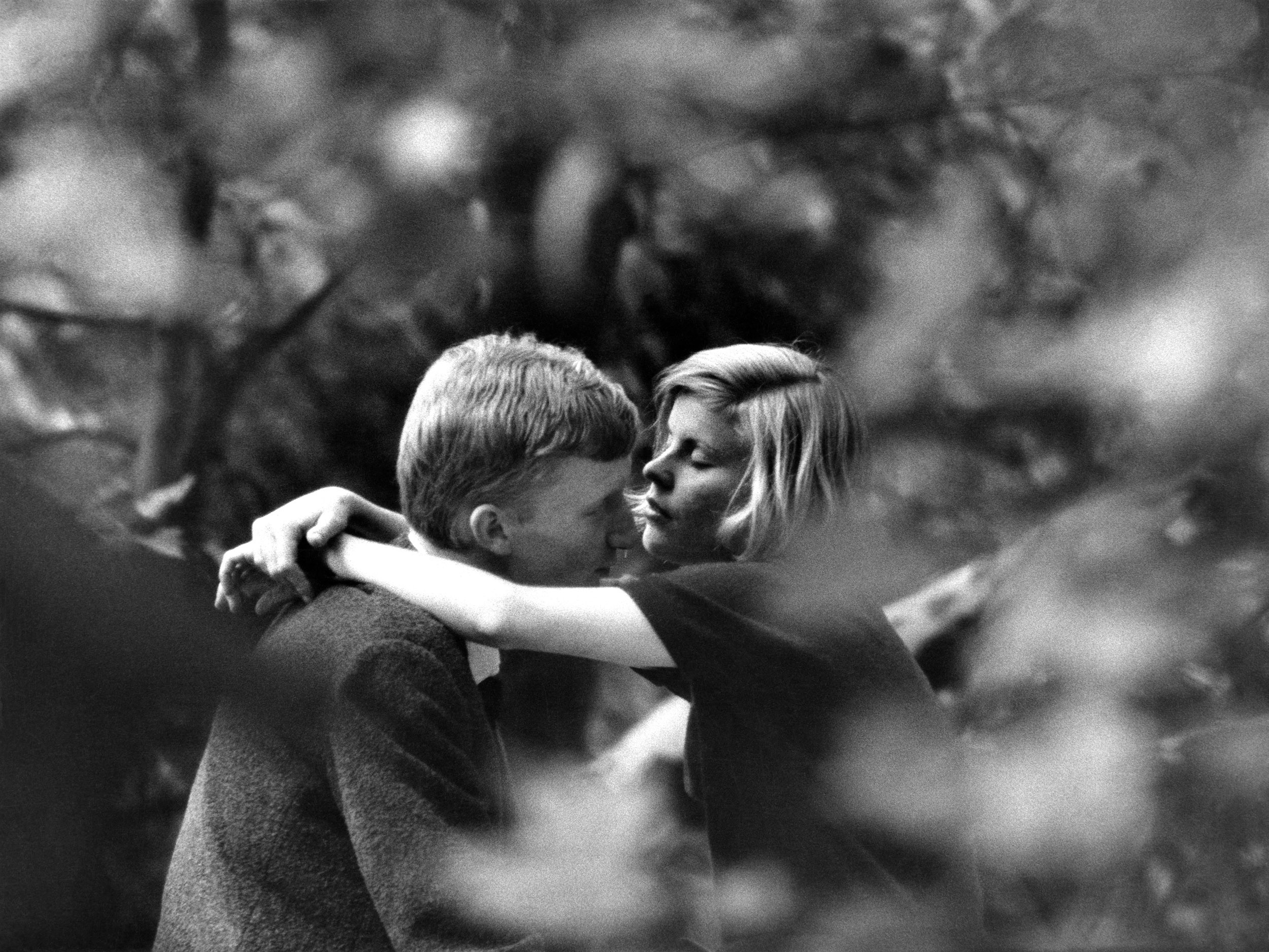 Любовь в Париже, 1962. Фотограф Йохен Блюме
