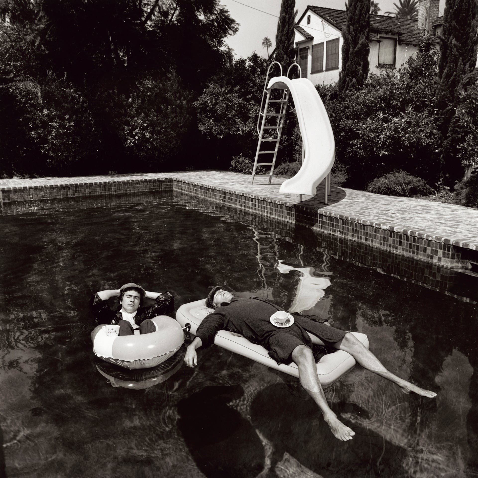 Питер Кук и Дадли Мур в Беверли-Хиллз, 1975. Фотограф Терри О’Нилл