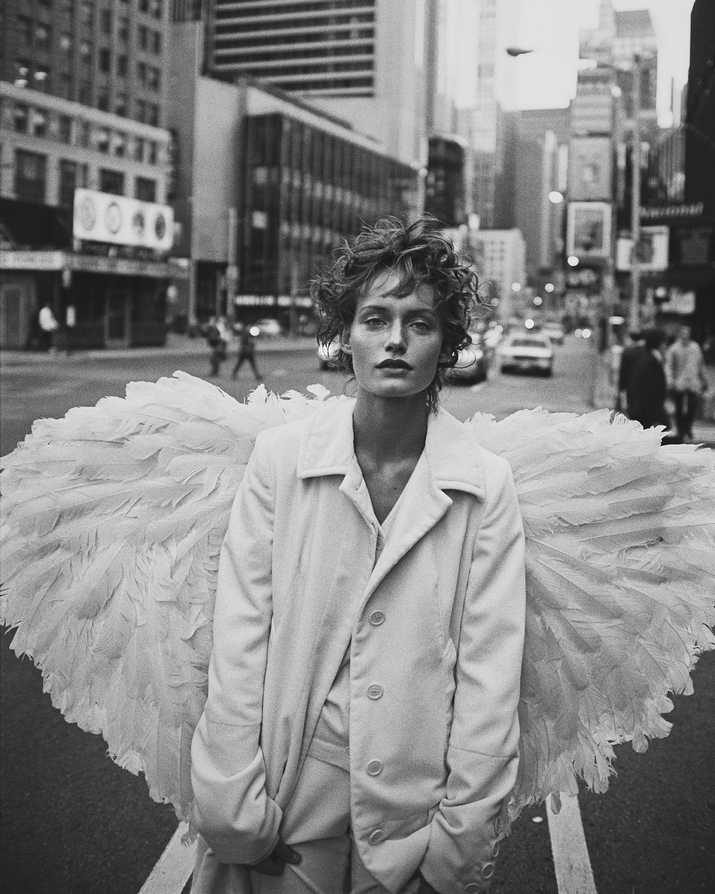 Падший ангел. Эмбер Валлетта, Нью-Йорк, 1993. Фотограф Петер Линдберг