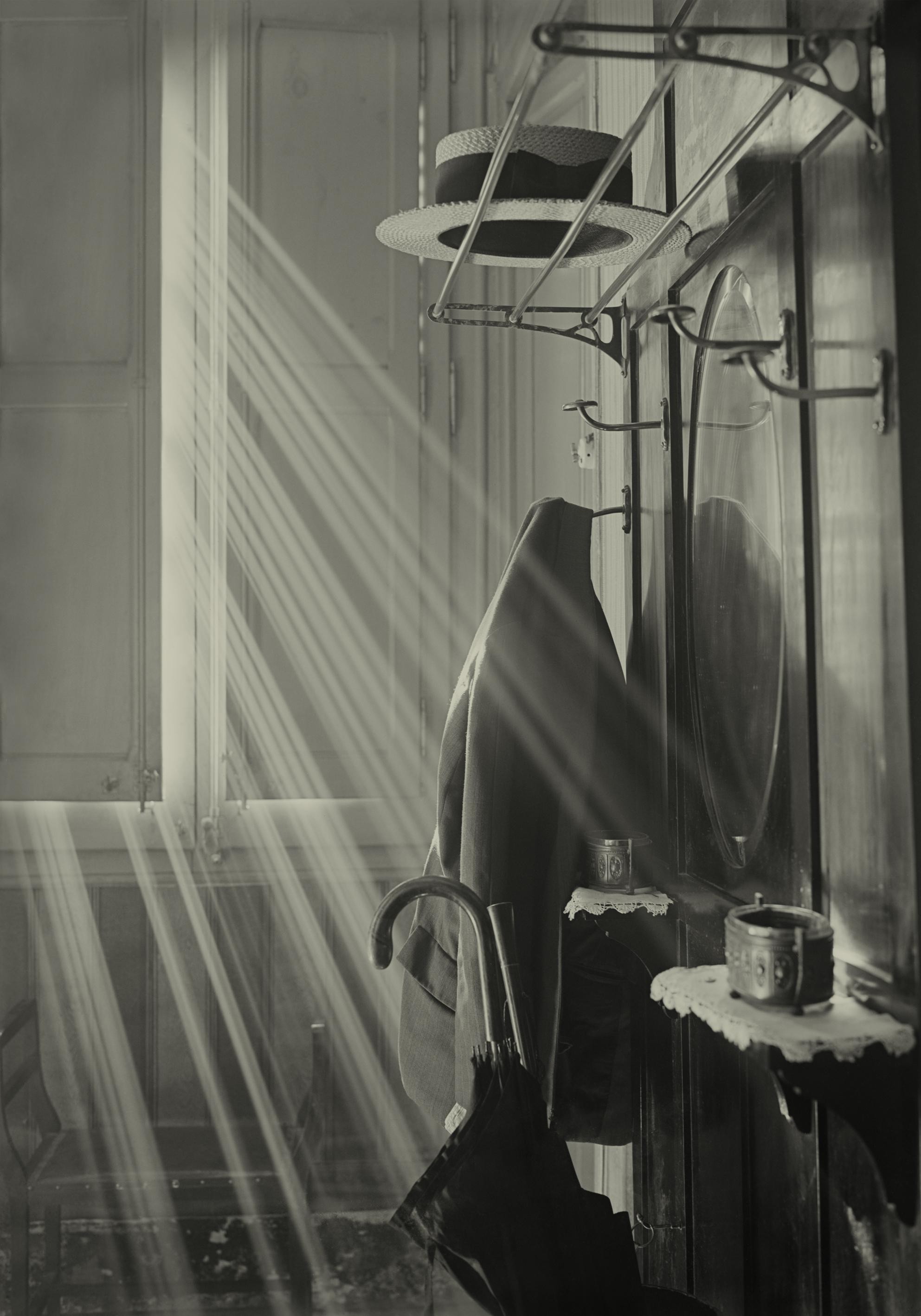 «Пальто и шляпа», 1930-е. Фотограф Антоний Арисса