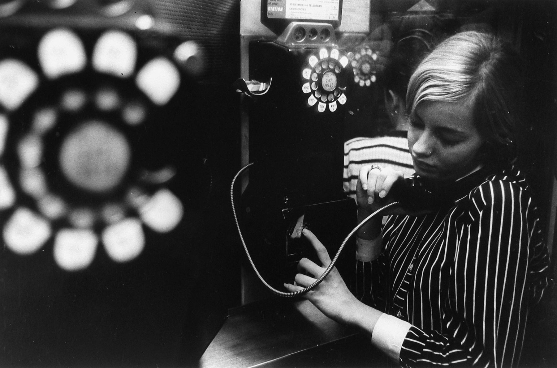 Телефон, Нью-Йорк, 1970. Фотограф Дэнни Лайон — Чёрно-белое настроение / Камералабс