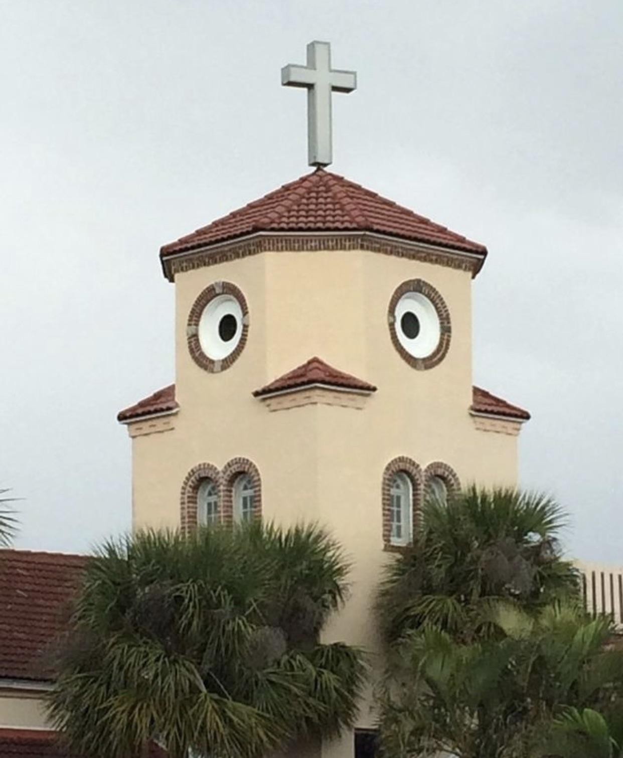 Церковь в городе Мадейра-Бич, штат Флорида. Фотограф TheRealGordonBombay