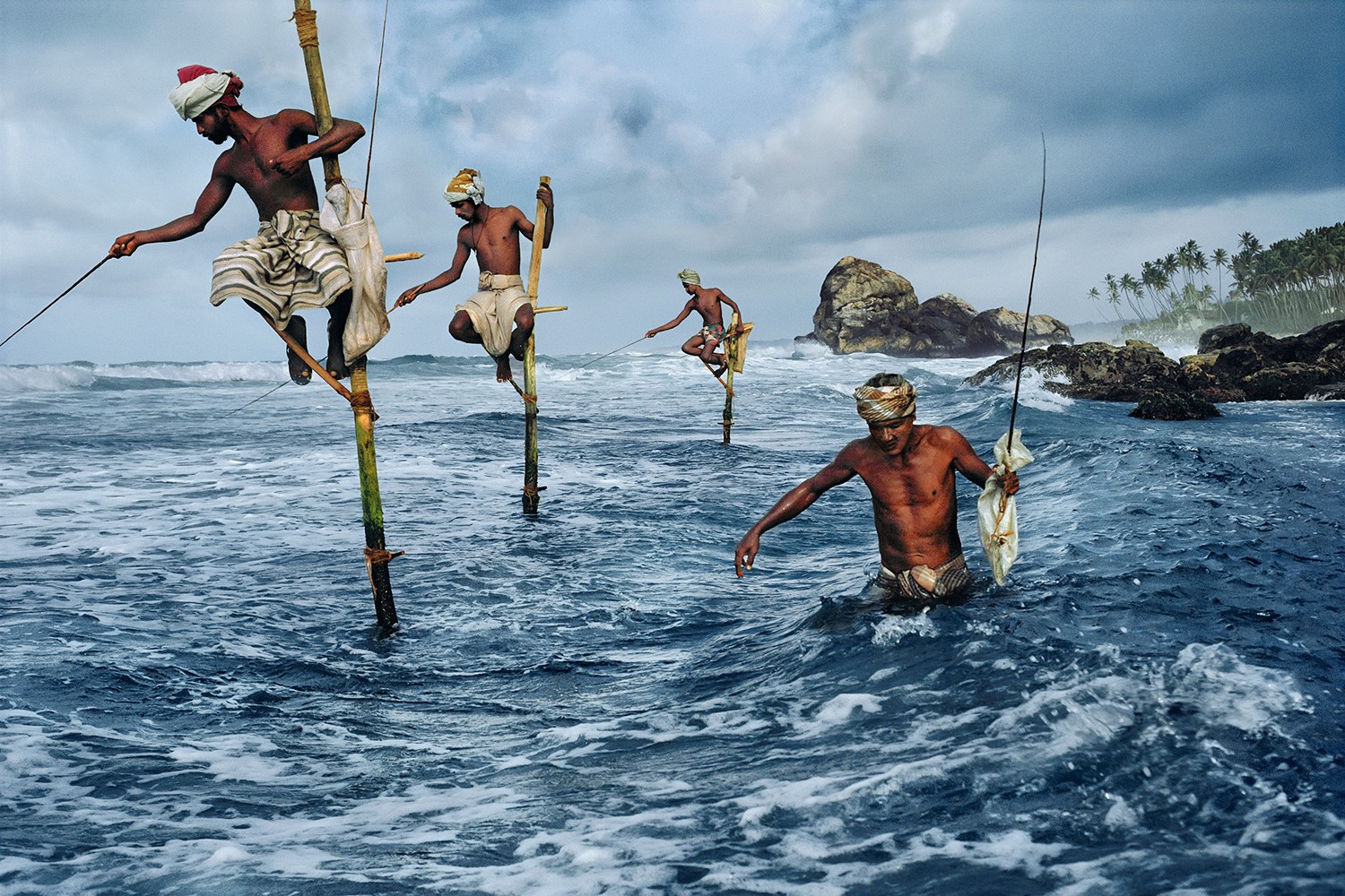Рыбаки, Шри-Ланка, 1995. Автор Стив Маккарри