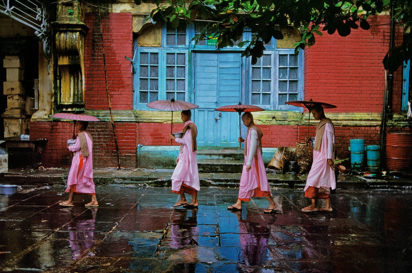 Янгон, Мьянма, 1994. Автор Стив Маккарри