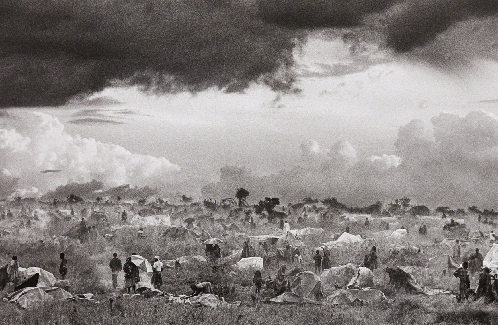 Первый день вселения лагеря Бенако для руандийских беженцев в Танзании, 1994. Автор Себастьян Сальгадо