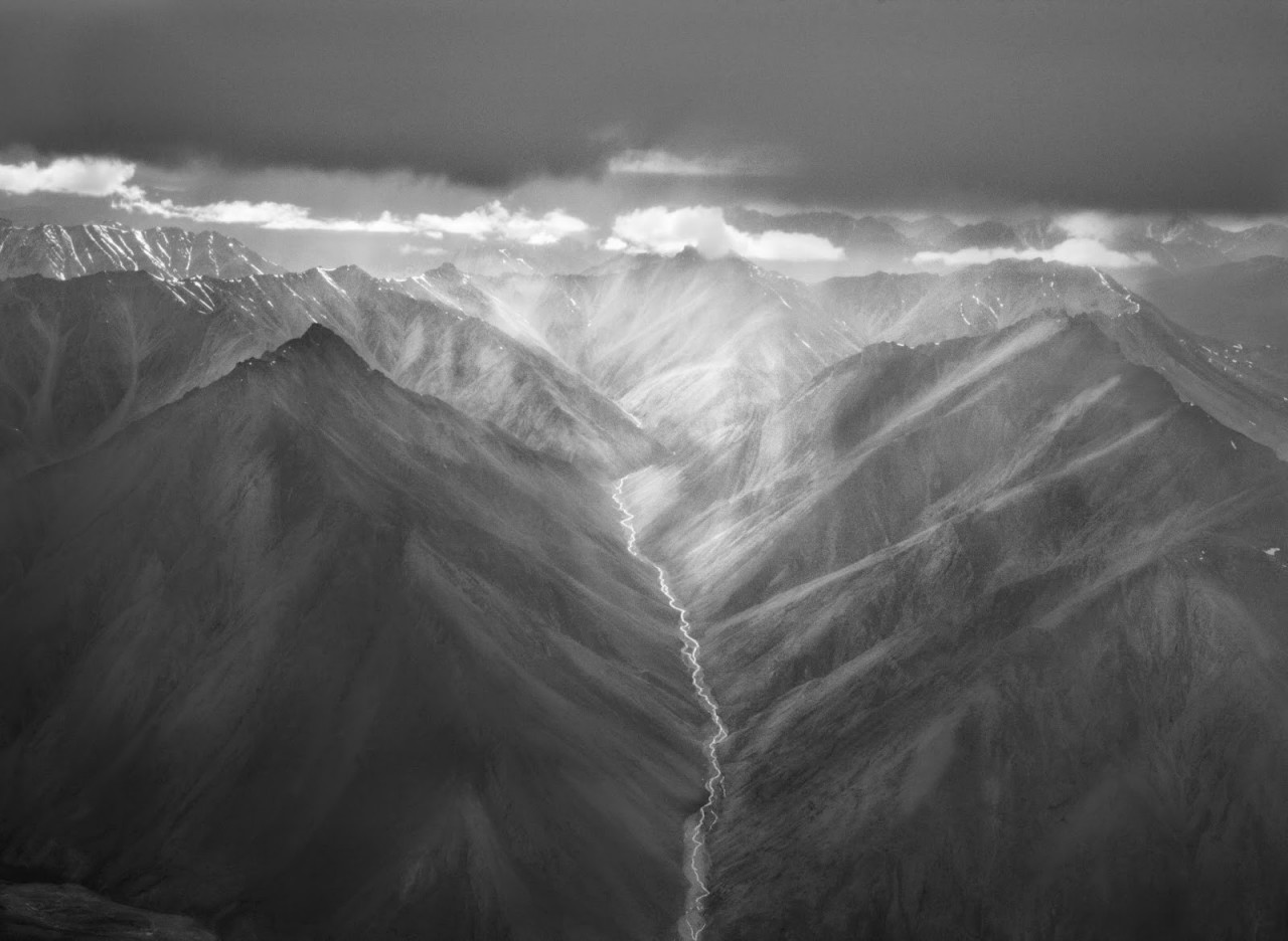 Заполярный горный хребет Брукс, Аляска, 2009. Автор Себастьян Сальгадо
