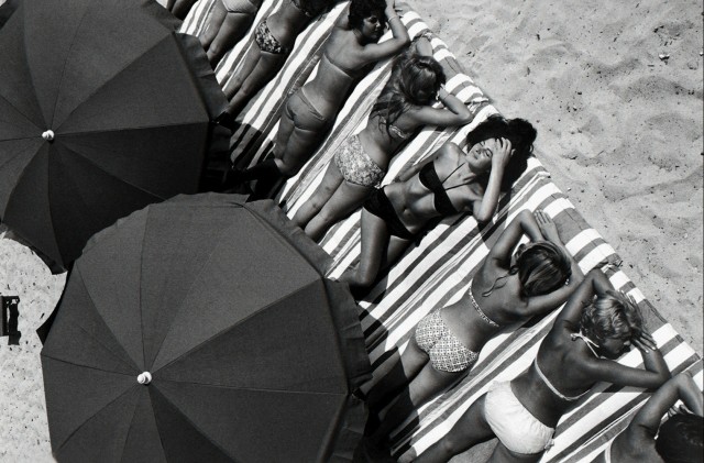 Сен-Тропе, Франция, 1959 год. Автор Эллиотт Эрвитт