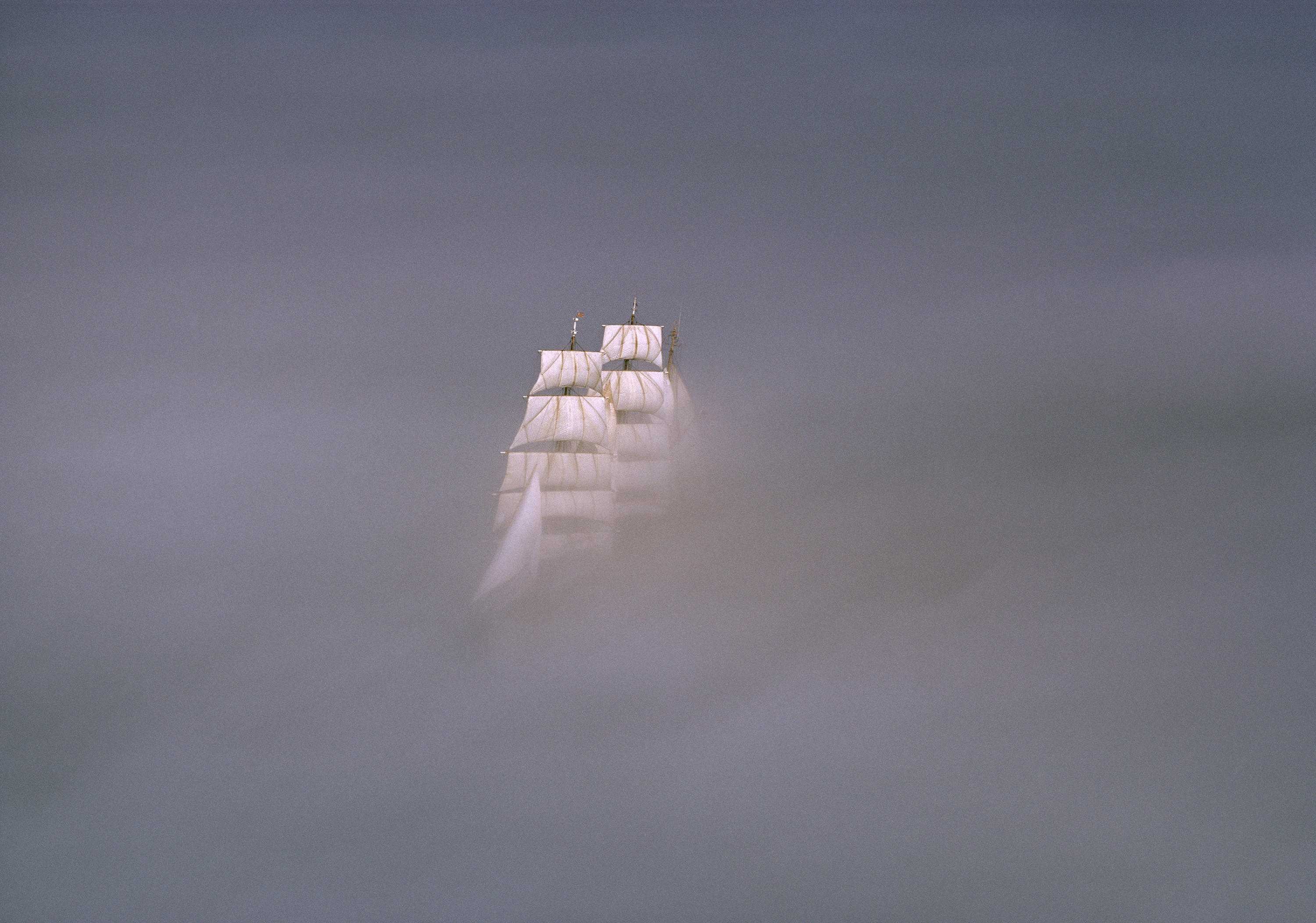 Корабль в заливе Кейп-Код, 1972. Фотограф Джеймс П. Блэр