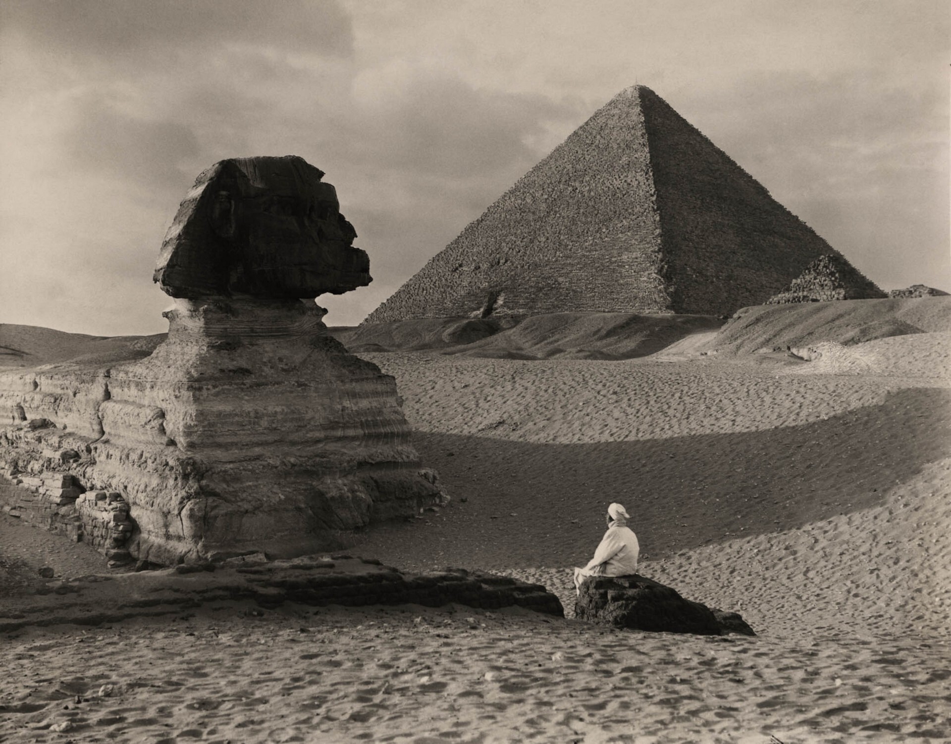 Большой сфинкс в Гизе, Египет, 1921. Фотограф Дональд Маклиш