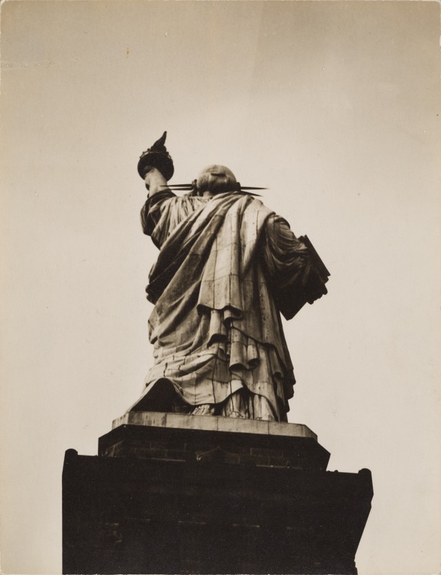 Статуя Свободы, 1932. Автор Беренис Эббот