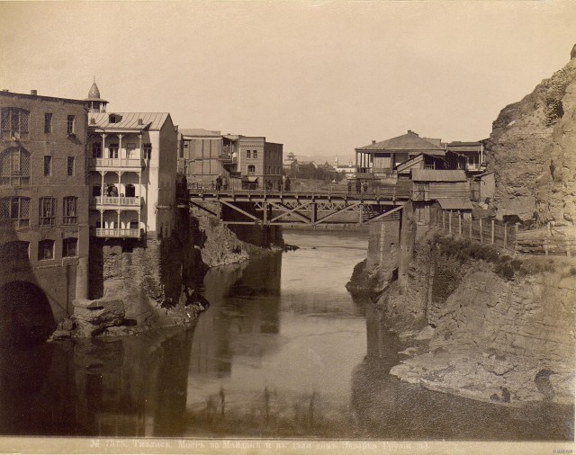 Вид Тифлиса, мост на майдане. Грузия, конец XIX в. Автор Д. И. Ермаков