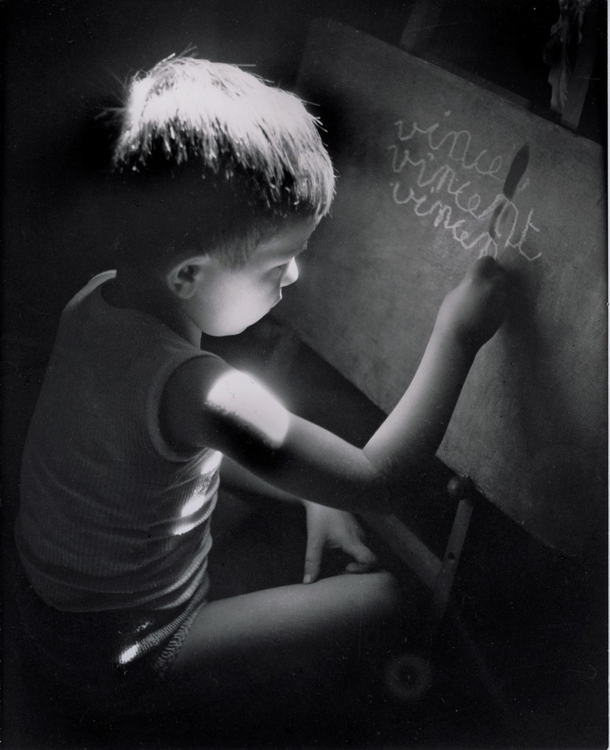 Летняя домашняя работа, 1945. Фотограф Вилли Рони