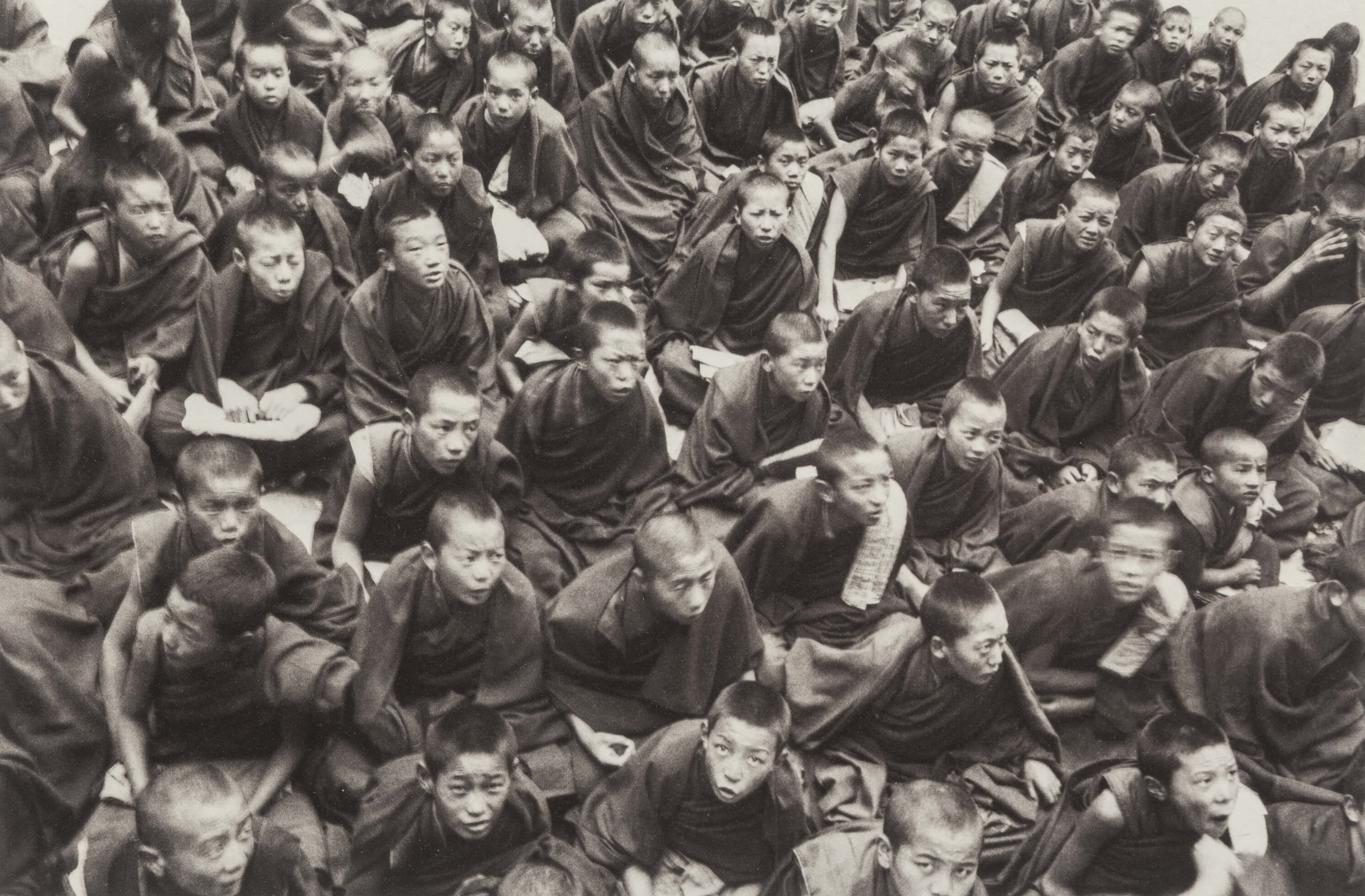 Школа для юных монахов, 1995. Фотограф Дэнни Конант