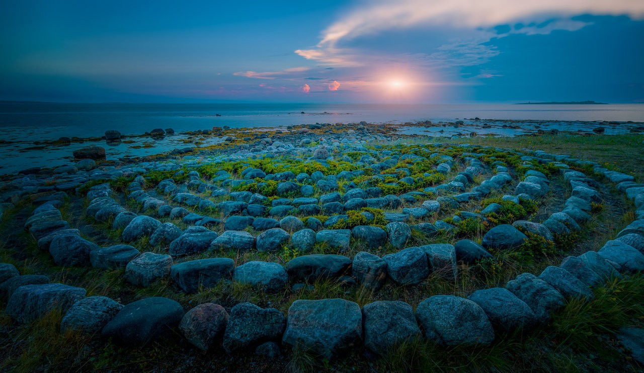 Каменные спиралевидные лабиринты на Соловецких островах, Россия
