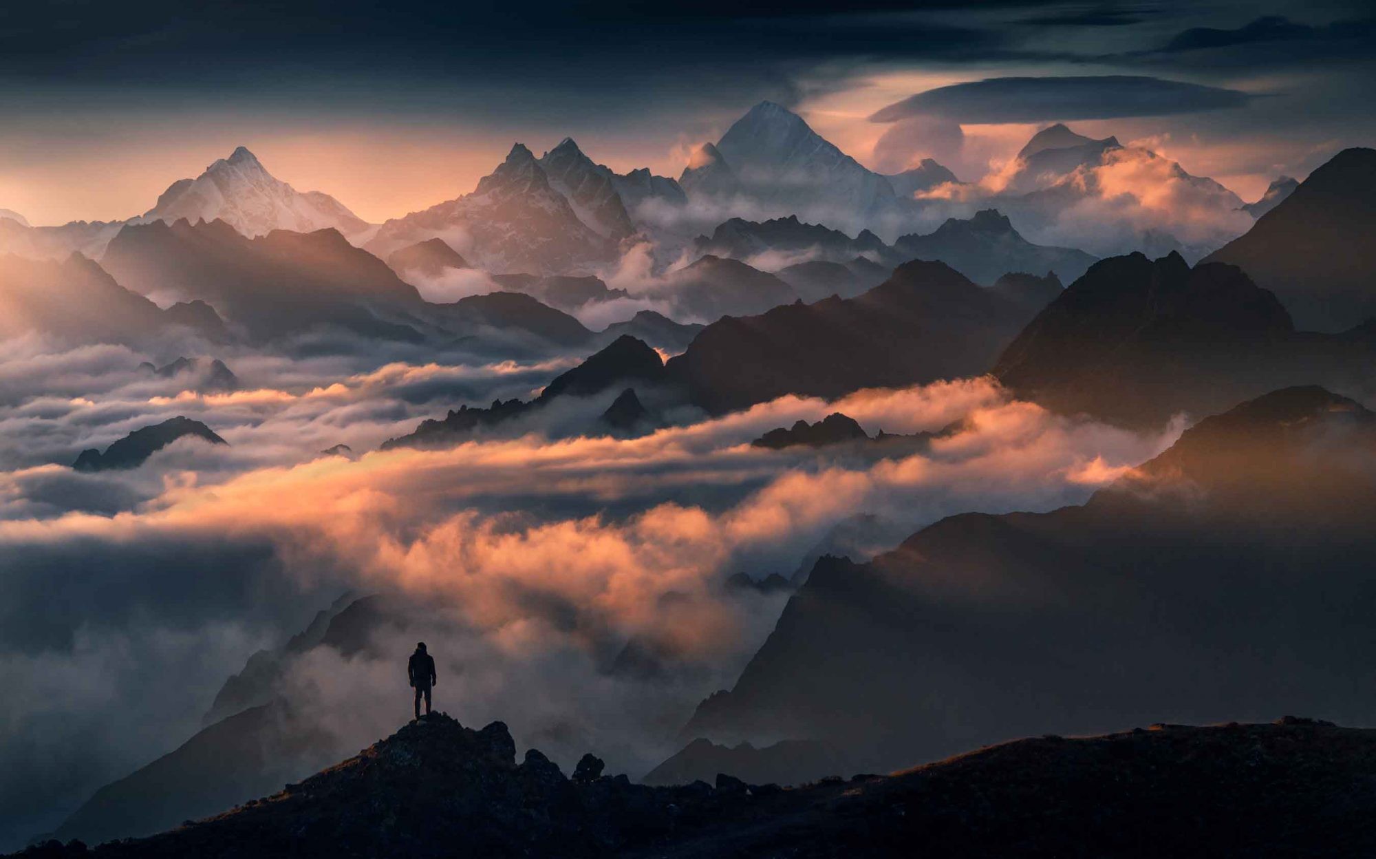 Утро в Гималаях. Фотограф Макс Райв