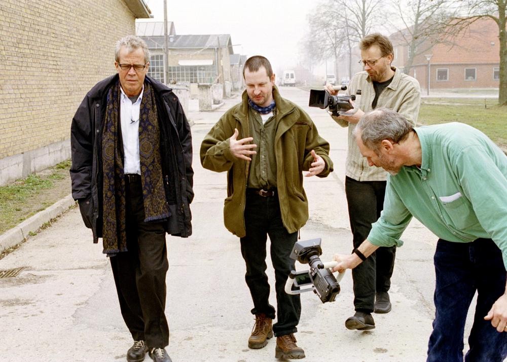 Йорген Лет и Ларс фон Триер, Пять препятствий, 2003