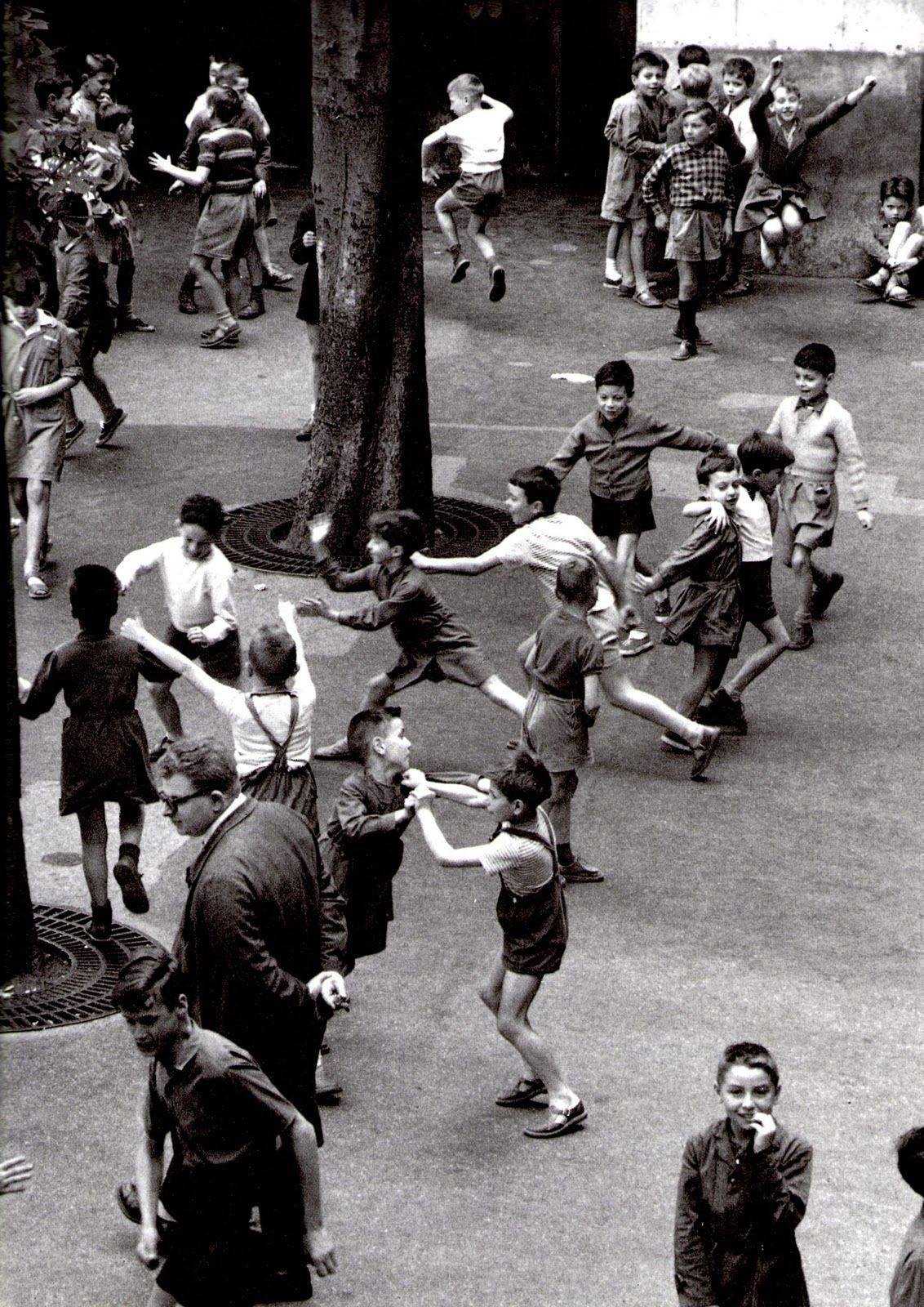 Париж, 1956. Фотограф Робер Дуано