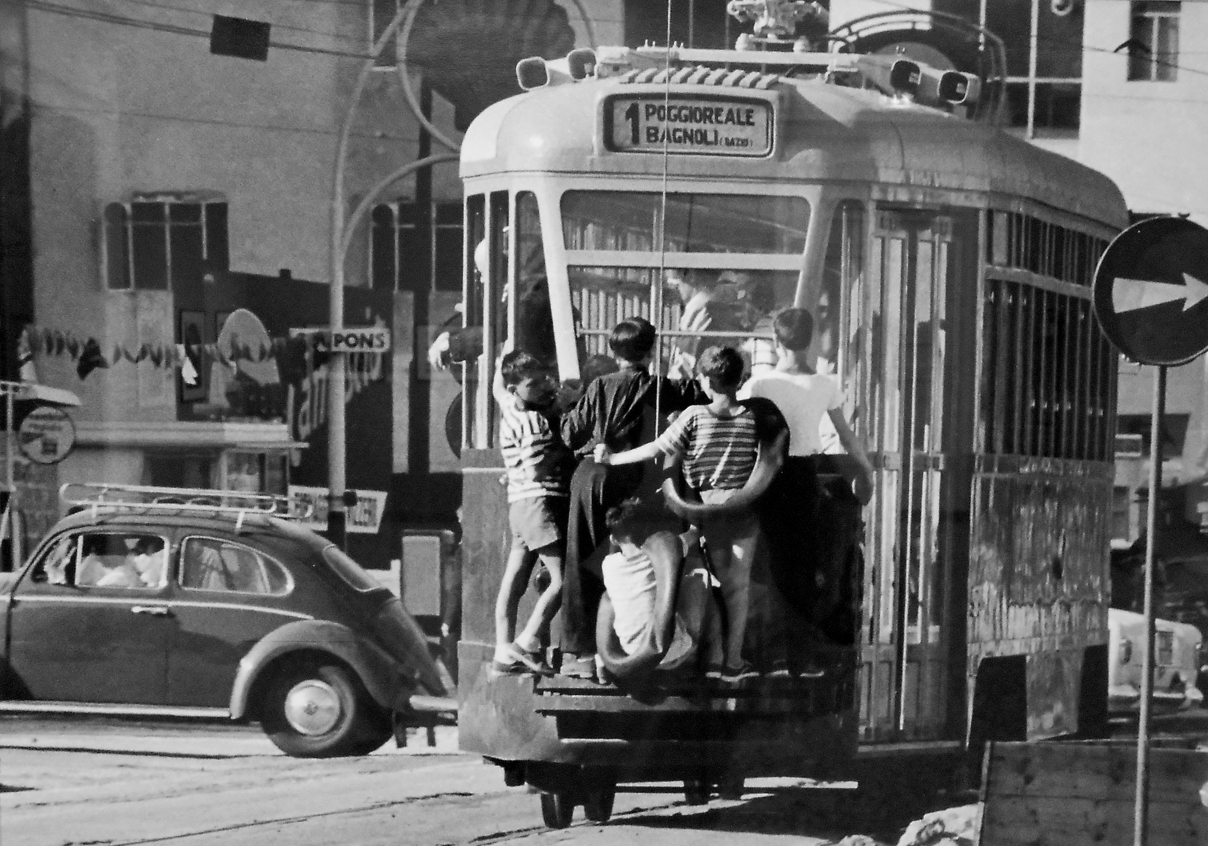 Неаполь, 1958. Фотограф Джанни Беренго Гардин