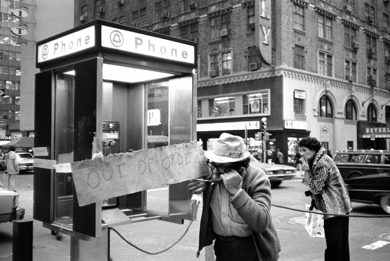На углу 50-й улицы и Лексингтон-авеню. Нью-Йорк, 1980. Фотограф Кэрри Боретц