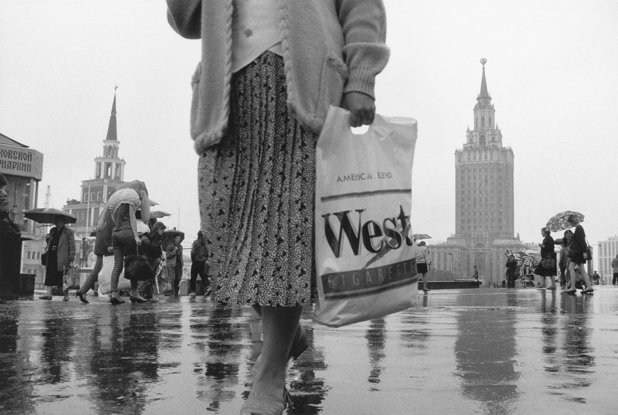 West. Москва, 1995. Фотограф Игорь Мухин