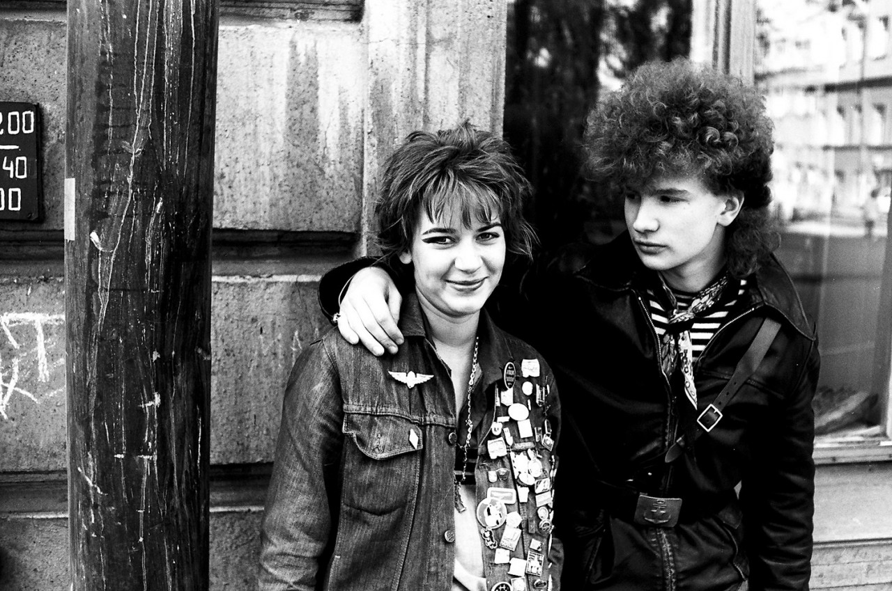 Значки. Ленинград, 1987. Фотограф Игорь Мухин / Фото / Камералабс