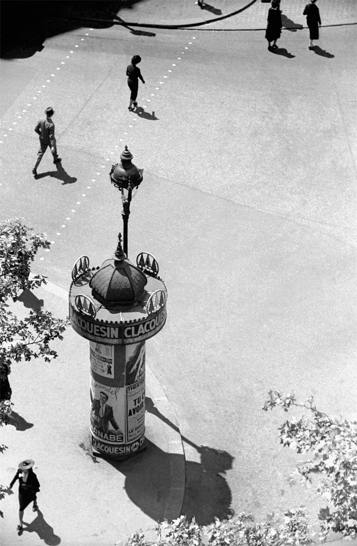 Пересечение улиц, Париж, 1935. Фотограф Фред Стайн