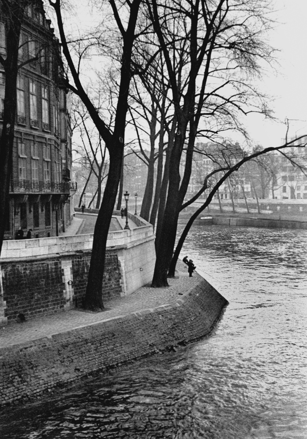 Изгиб реки, Париж, 1937. Фотограф Фред Стайн