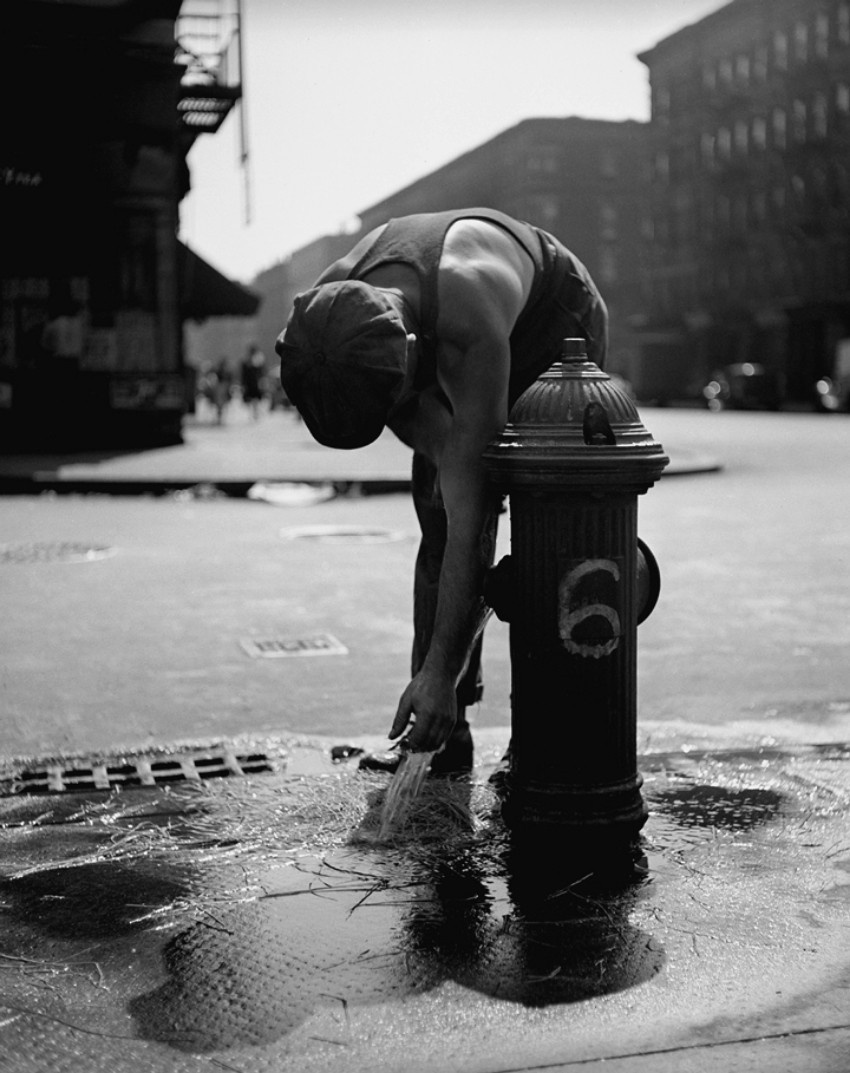 Гидрант, Нью-Йорк, 1947. Фотограф Фред Стайн