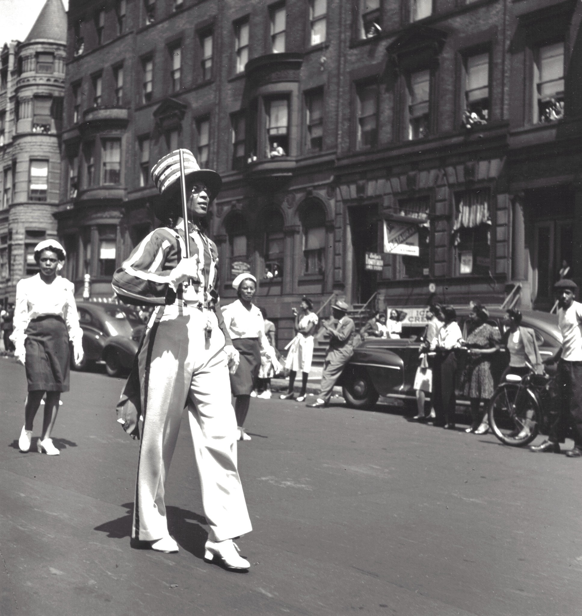 Гарлемский парад, Нью-Йорк, 1949. Фотограф Фред Стайн