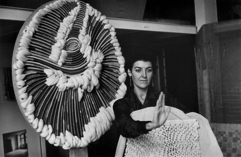 Молитвенный коврик. Художница по текстилю Шейла Хикс, 1971. Фотограф Мартина Франк