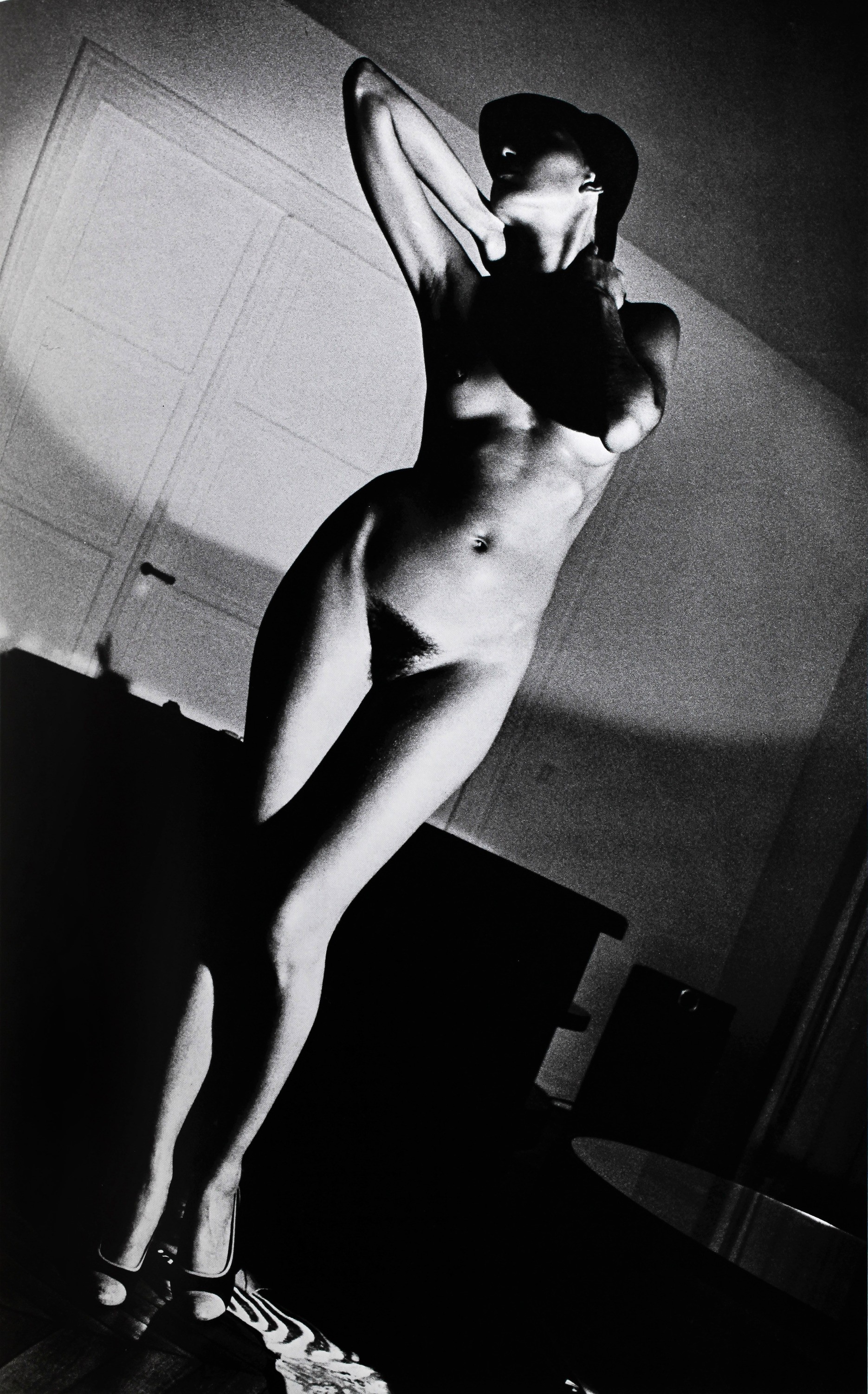 Дженни в моей квартире, 1975. Фотограф Хельмут Ньютон