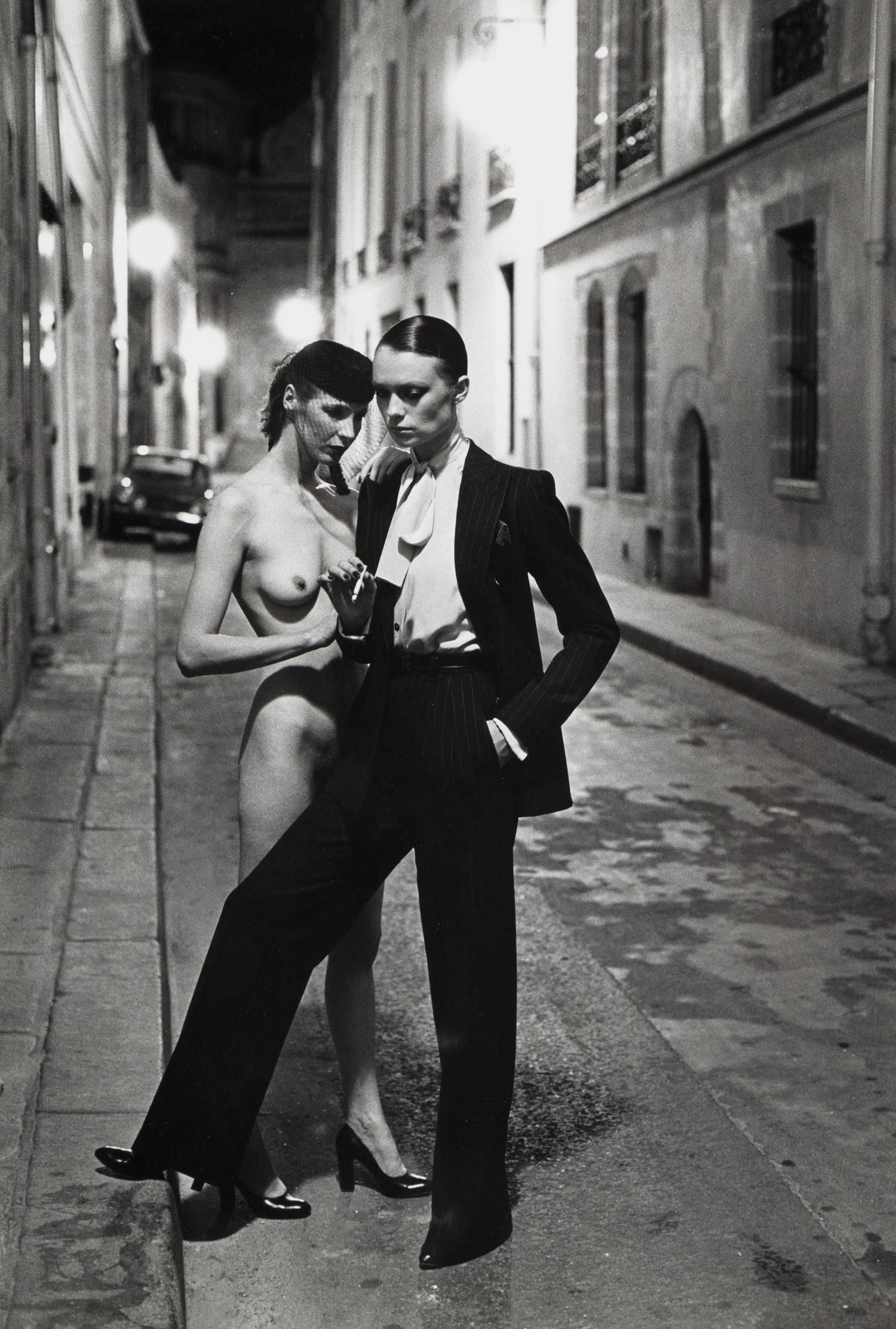 Ив Сен-Лоран, французский Vogue, Париж, 1975. Фотограф Хельмут Ньютон