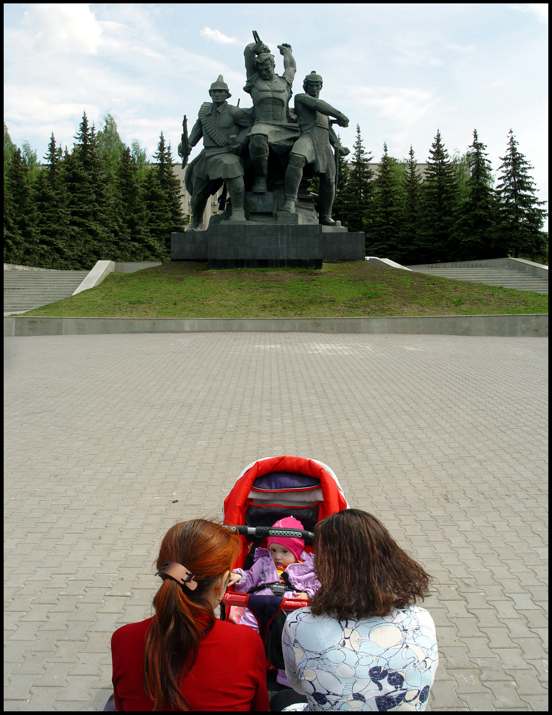 Памятник