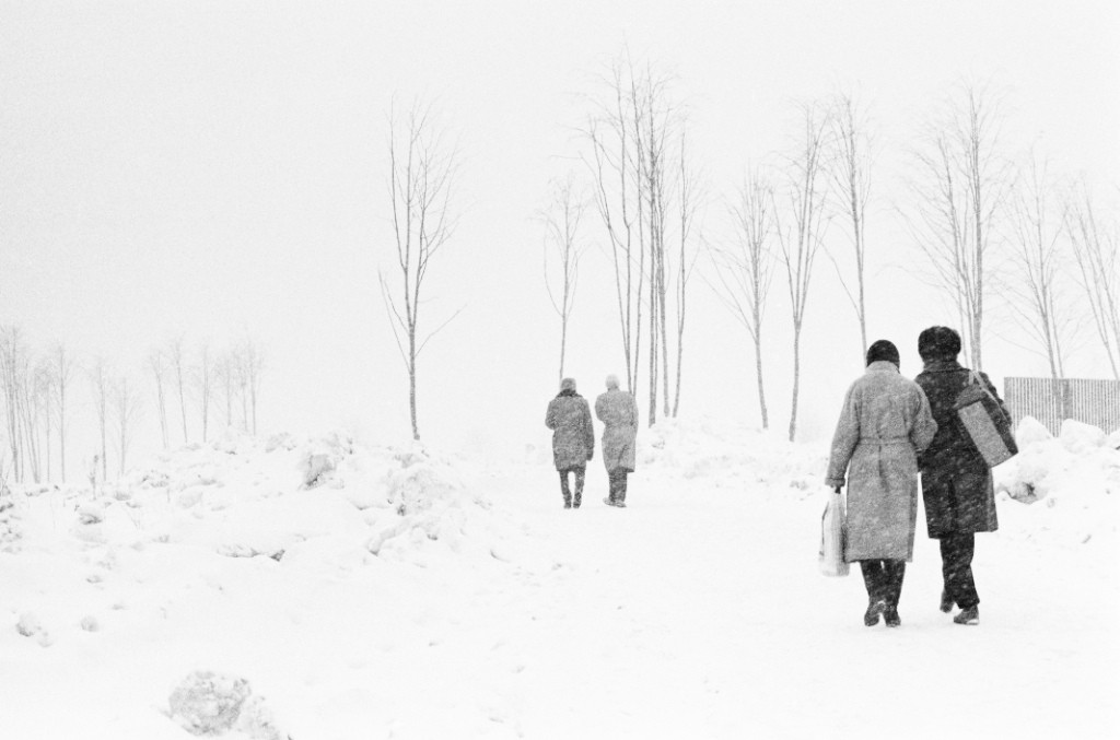 Окраина Москвы, снегопад, 1977. Фотограф Игорь Пальмин