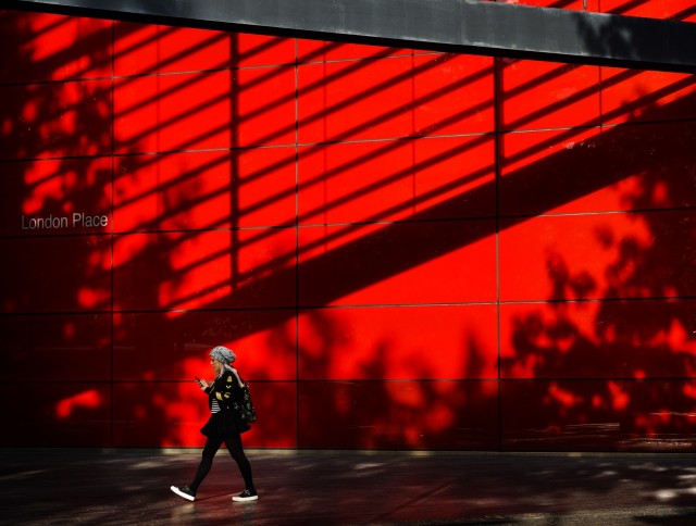 Red City, London. Photographer Sergey Kolyaskin