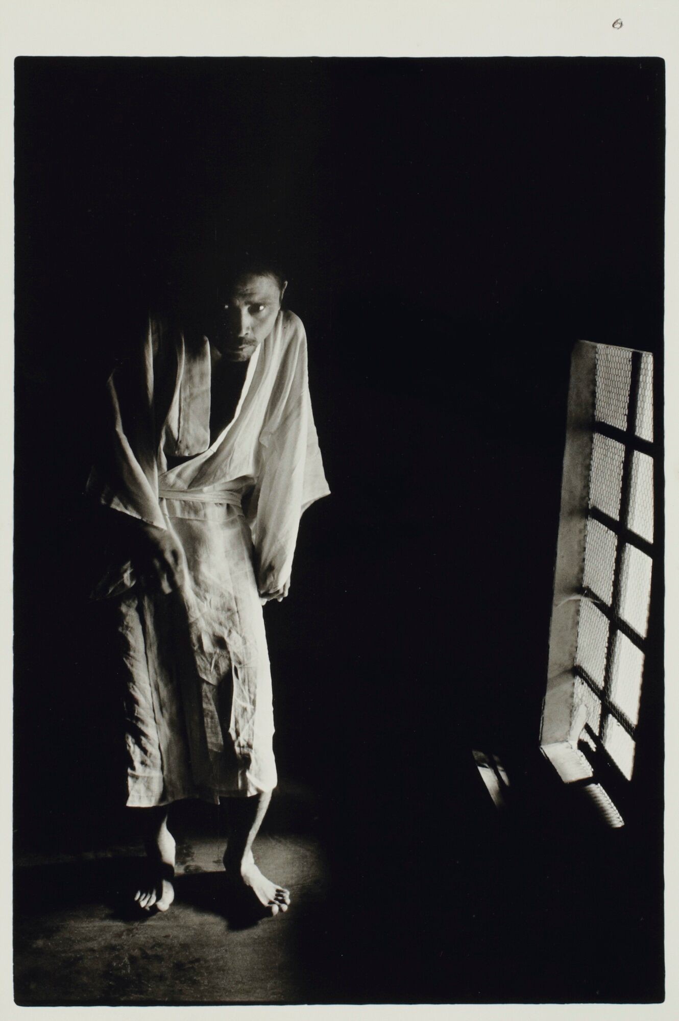 1933. Фотограф Эйко Хосоэ