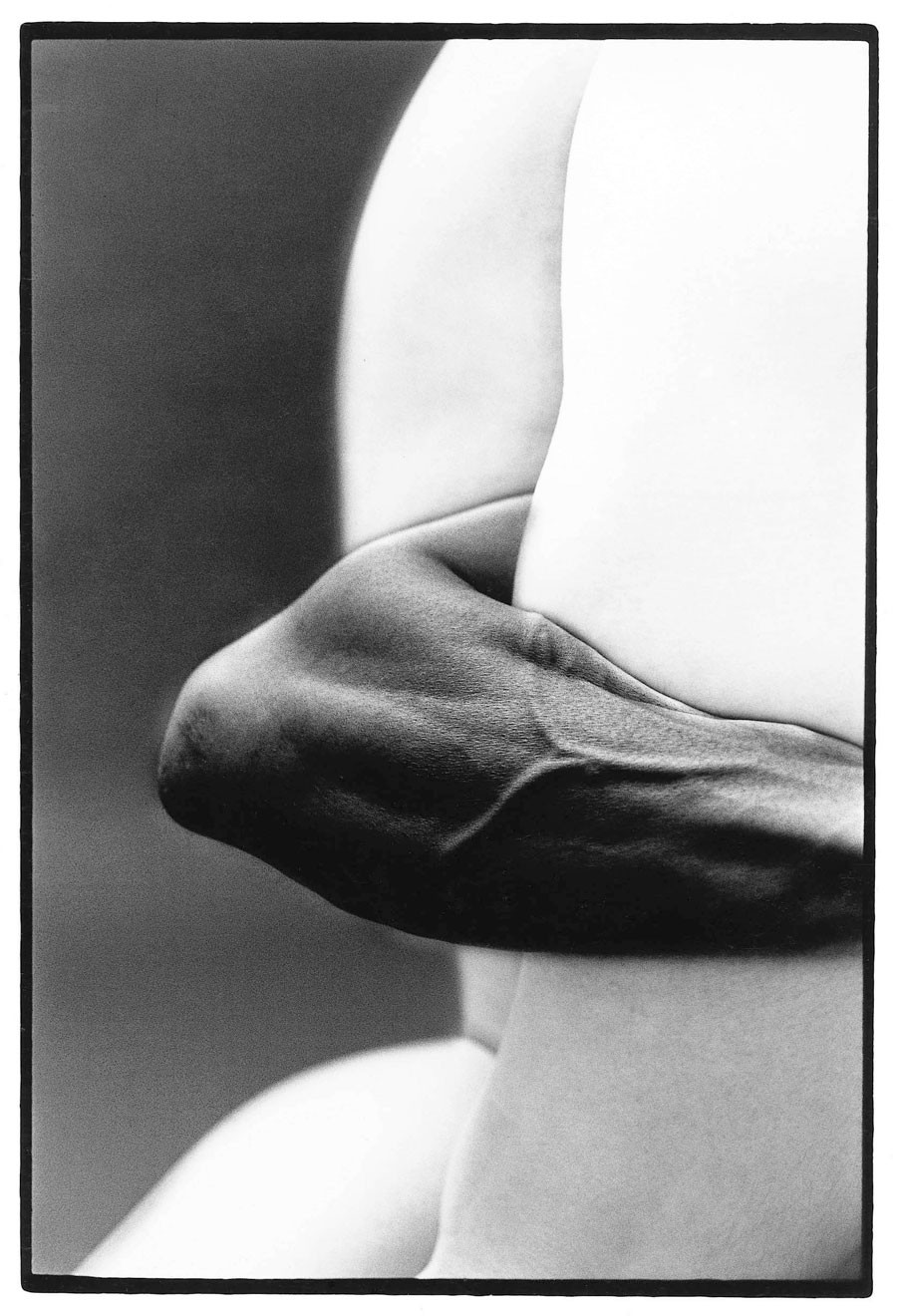 Объятия-52, 1970. Фотограф Эйко Хосоэ