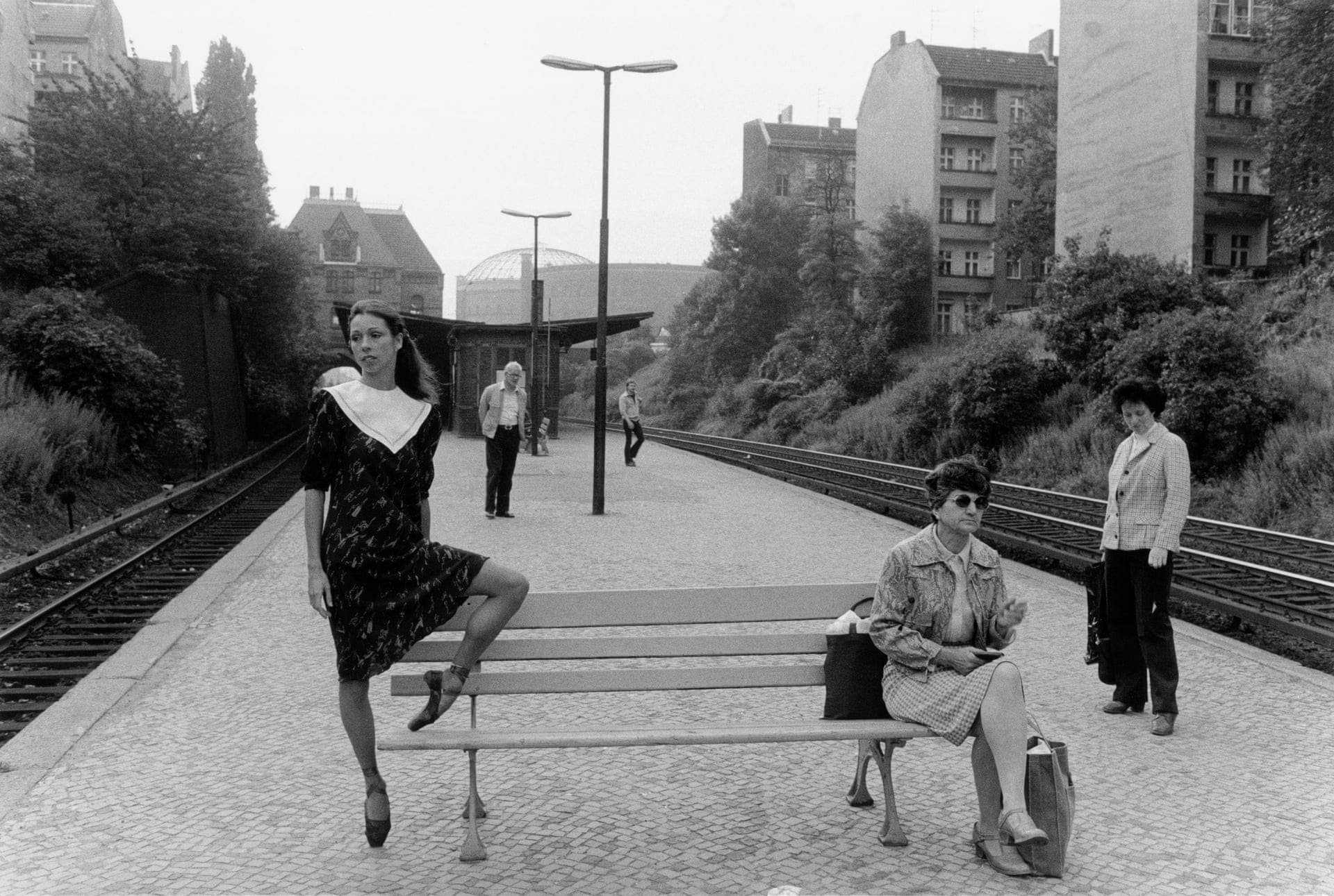 Балерина Ютта Анжелика. Пренцлауэр-Берг, Берлин, 1981. Фотограф Уте Малер