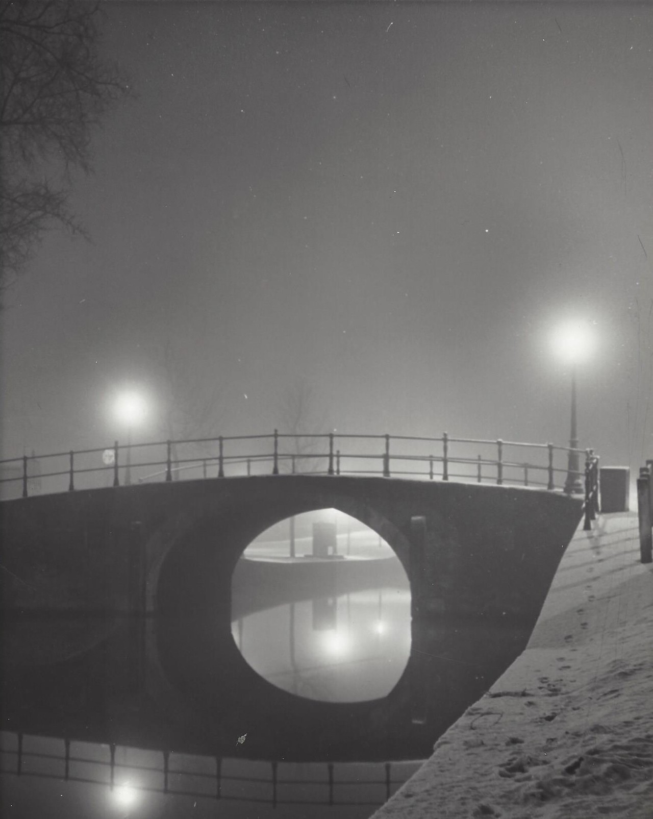 Зима в Амстердаме, 1950-1958. Фотограф Кис Шерер