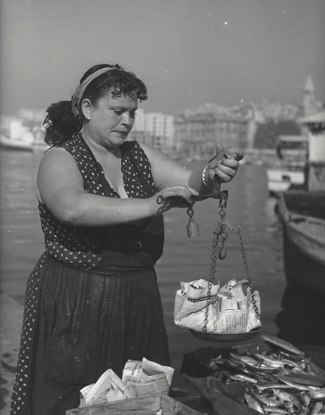 Торговля рыбой, Франция, 1951. Фотограф Кис Шерер