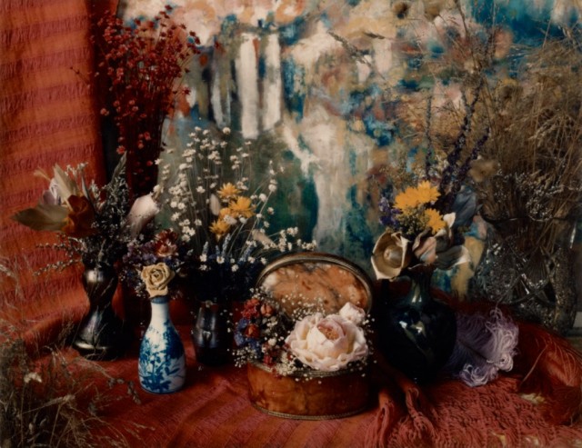 Композиция с картиной Мари Косиндас, 1965 год. Фотограф Мари Косиндас