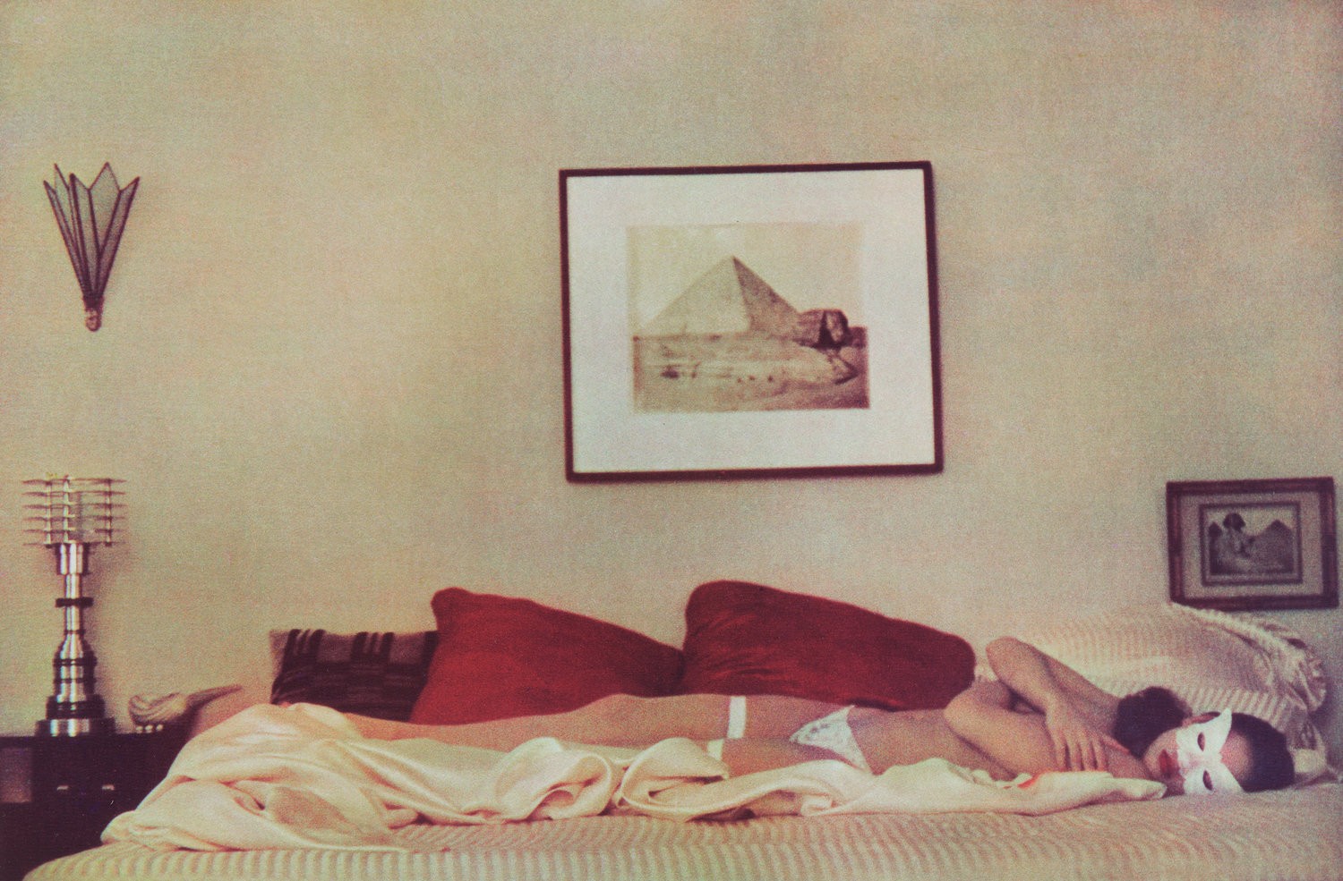 Джилл в спальне. 1984 год. Фотограф Шейла Мецнер