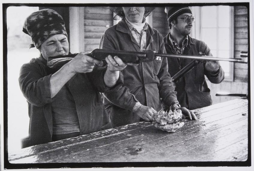Бригада маляров на обеденном перерыве, 1983. Фотограф Владимир Соколаев