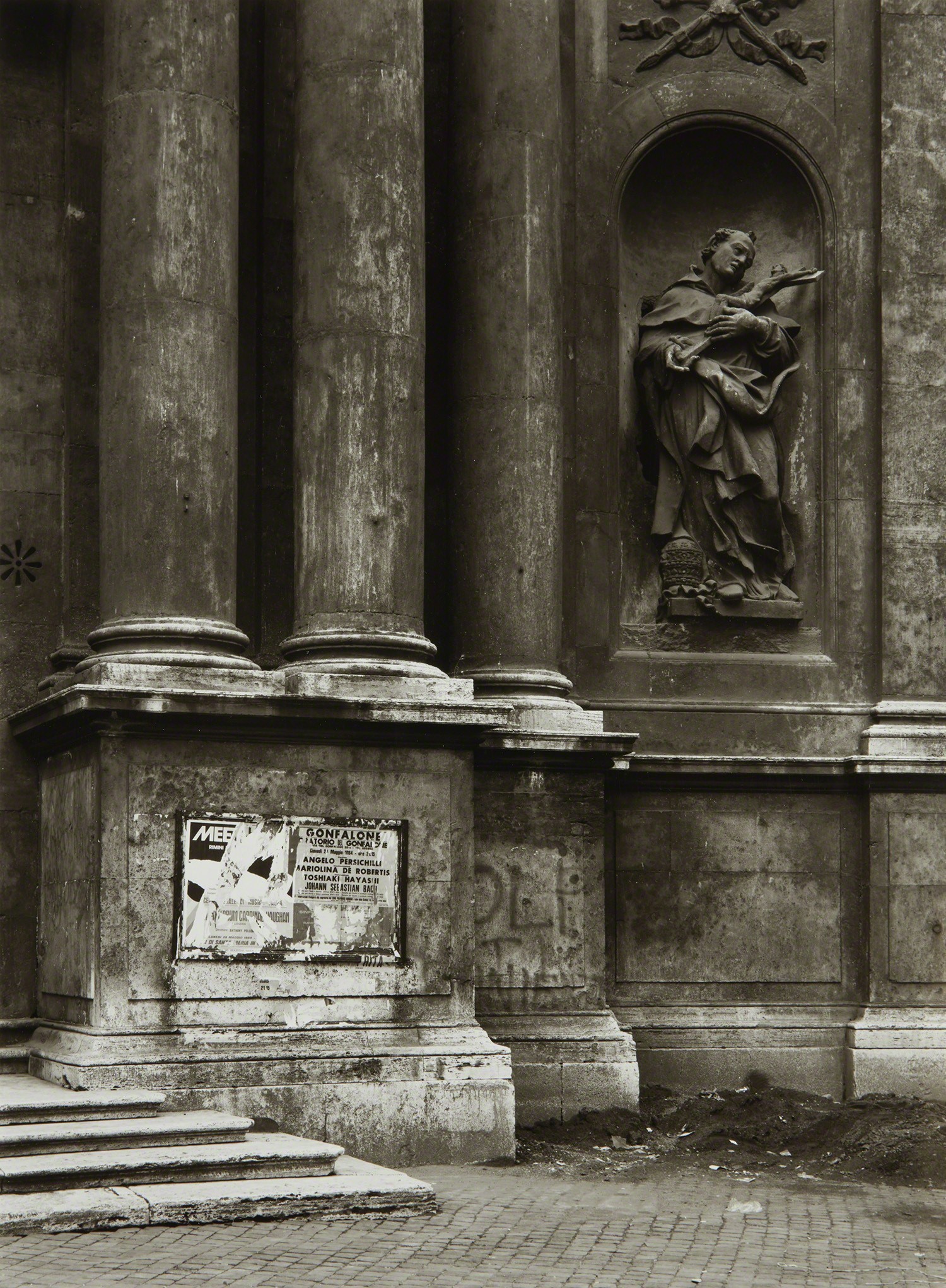 Площадь Сан-Марчелло, Рим, 1984. Фотограф Томас Штрут
