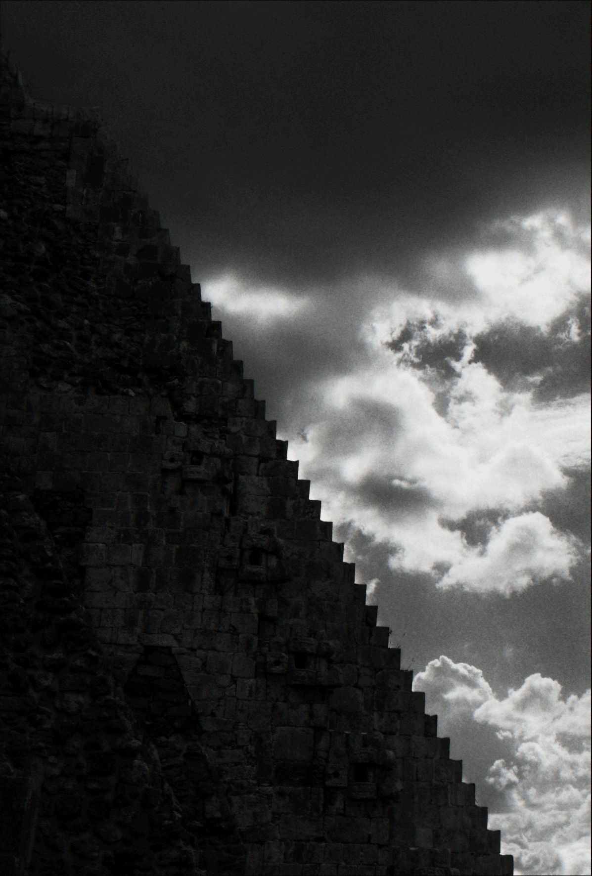Лестница в небо, 2000. Фотограф Флор Гардуньо