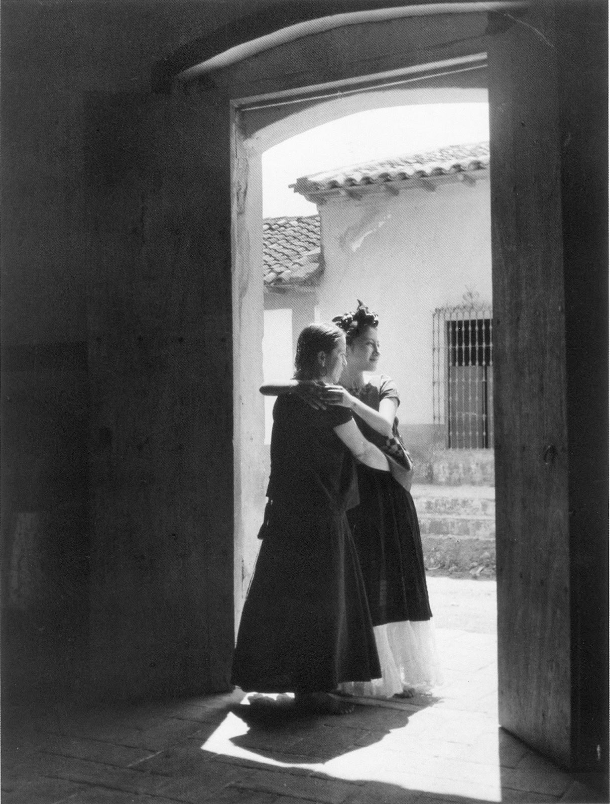 Визит. Мехико, 1934. Фотограф Лола Альварес Браво
