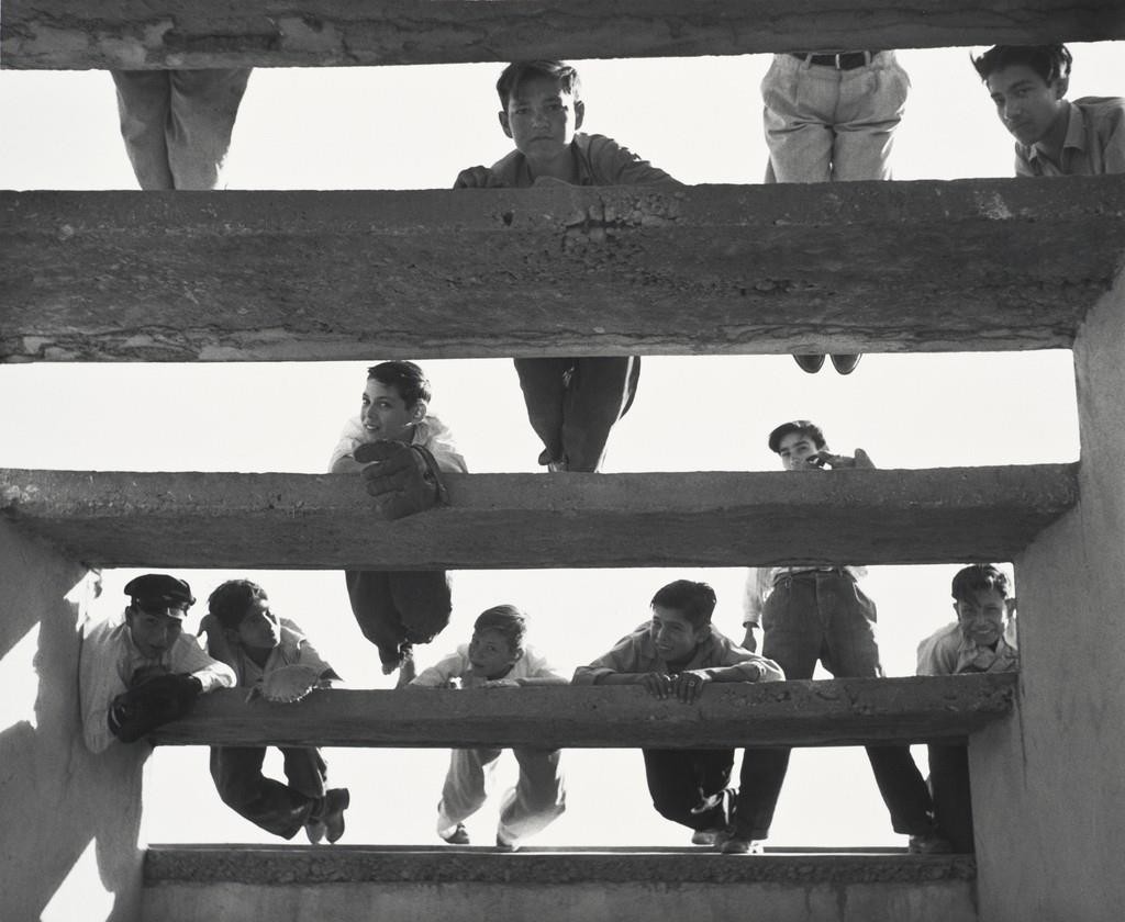 «Воробушки», 1940-е. Фотограф Лола Альварес Браво